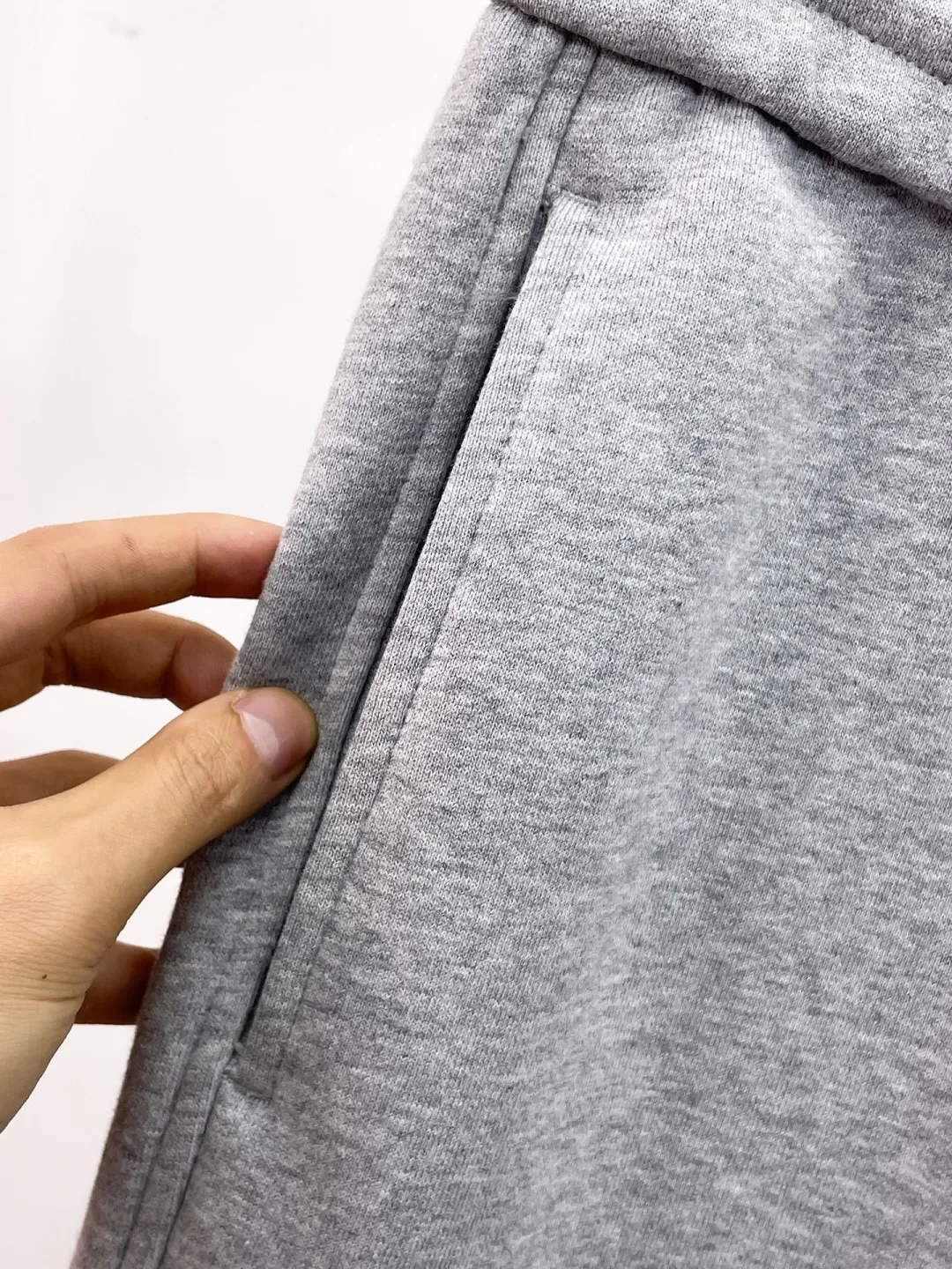 🆕2026 New Arrival 🎁 。 Classic LOGO ， ， ， 。 ， 。 Size：M-3XL